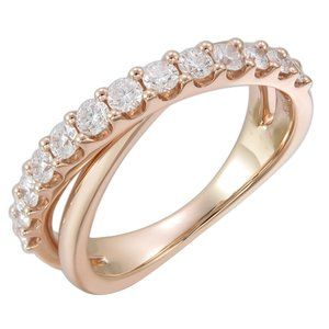 Ring in Rose Gold set with Brilliant-cut Diamonds.